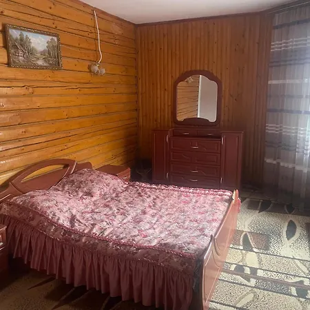 Hill House Guest house Myta